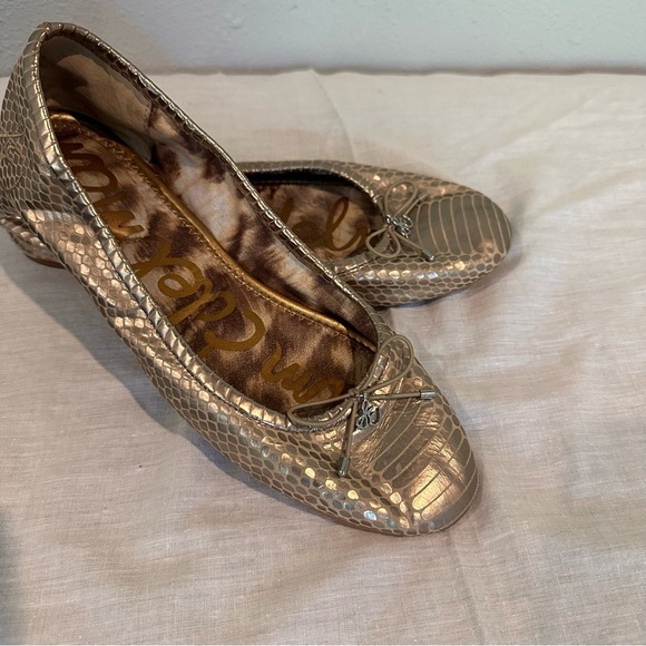 Sam Edelman Shoes - Sam Edelman Felicia Ballet Flat – Metallic Gold Snake Print (Size 8.5)
Leather